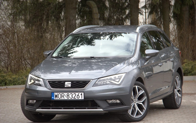 Seat Leon cena 54900 przebieg: 167000, rok produkcji 2017 z Boguszów-Gorce małe 466